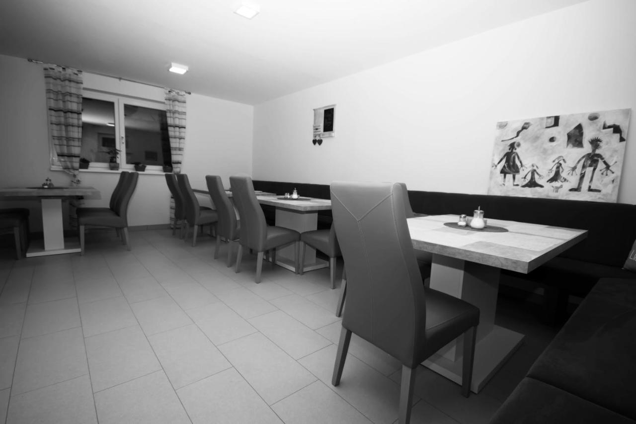 Gaestehaus Krause Trumau Εξωτερικό φωτογραφία